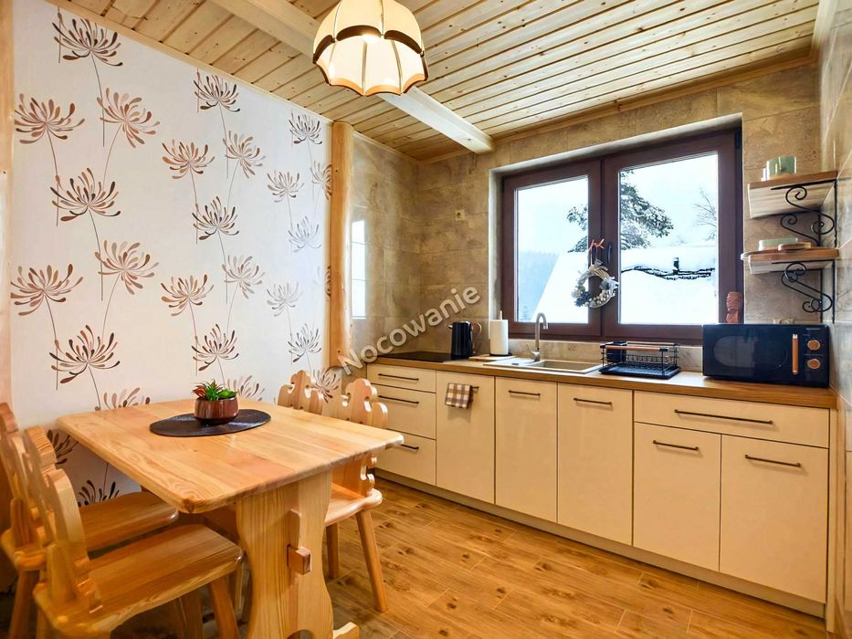 Domki Noclegi Bieszczady Solina Arłamów Polańczyk Ustrzyki Jacuzzi SPA