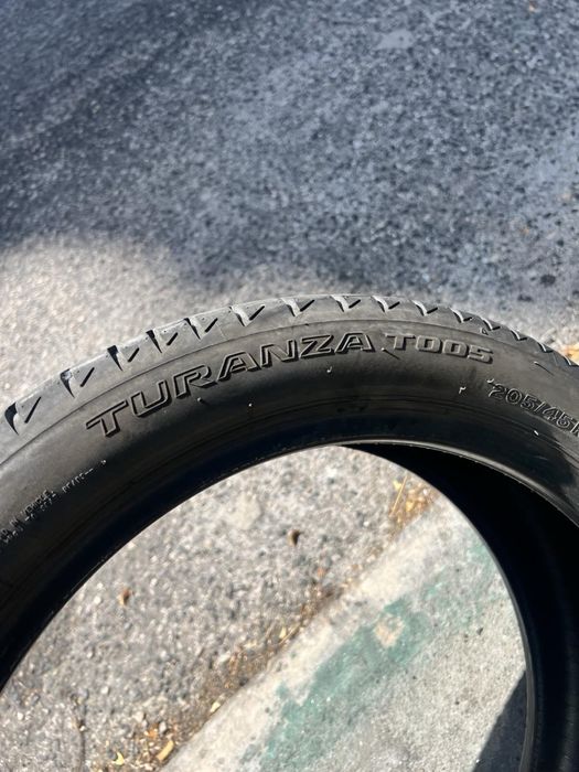 205/45/17 Bridgestone 2 pneus