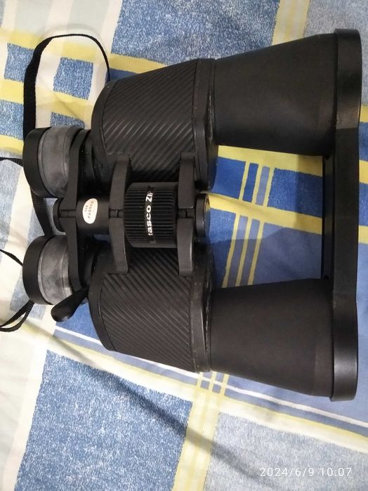 Binóculos - Marca Tasco