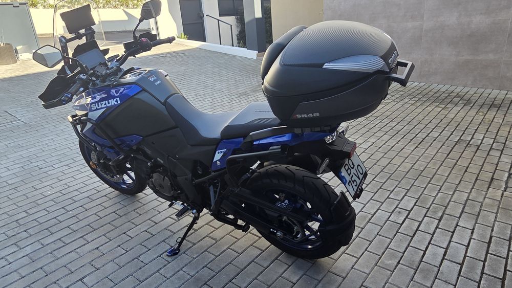 Susuki V-Strom 1050 como NOVA