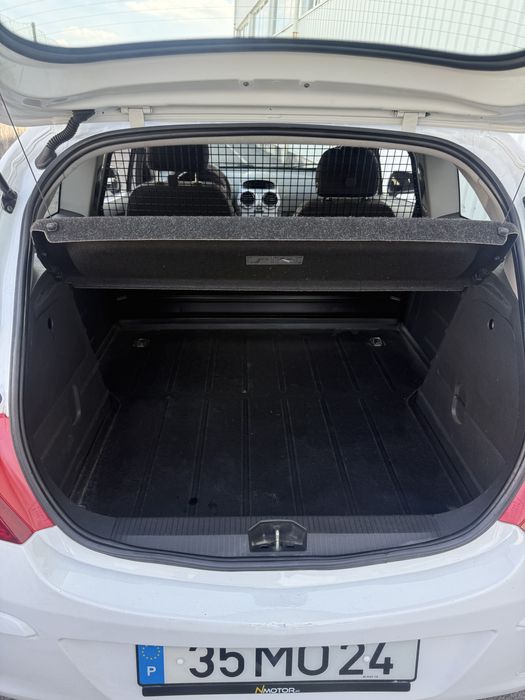 Opel Corsa 1.3 ( Comercial )