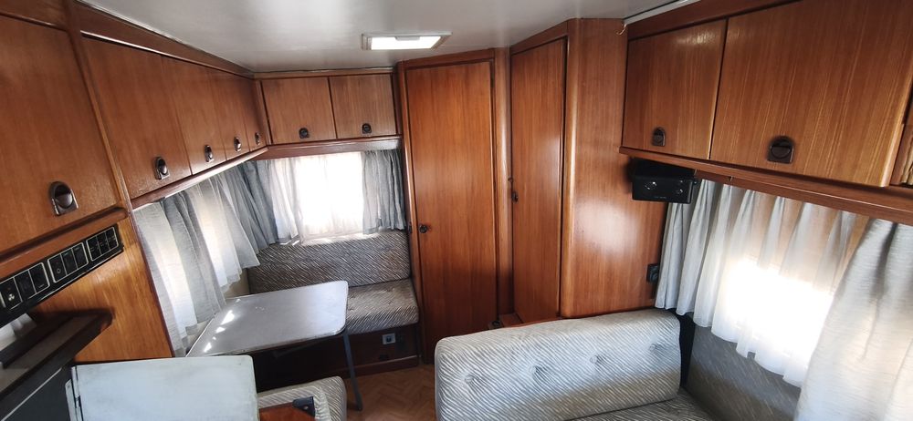 Autocaravana Peugeot 1.9 td 5 lugares de livrete
