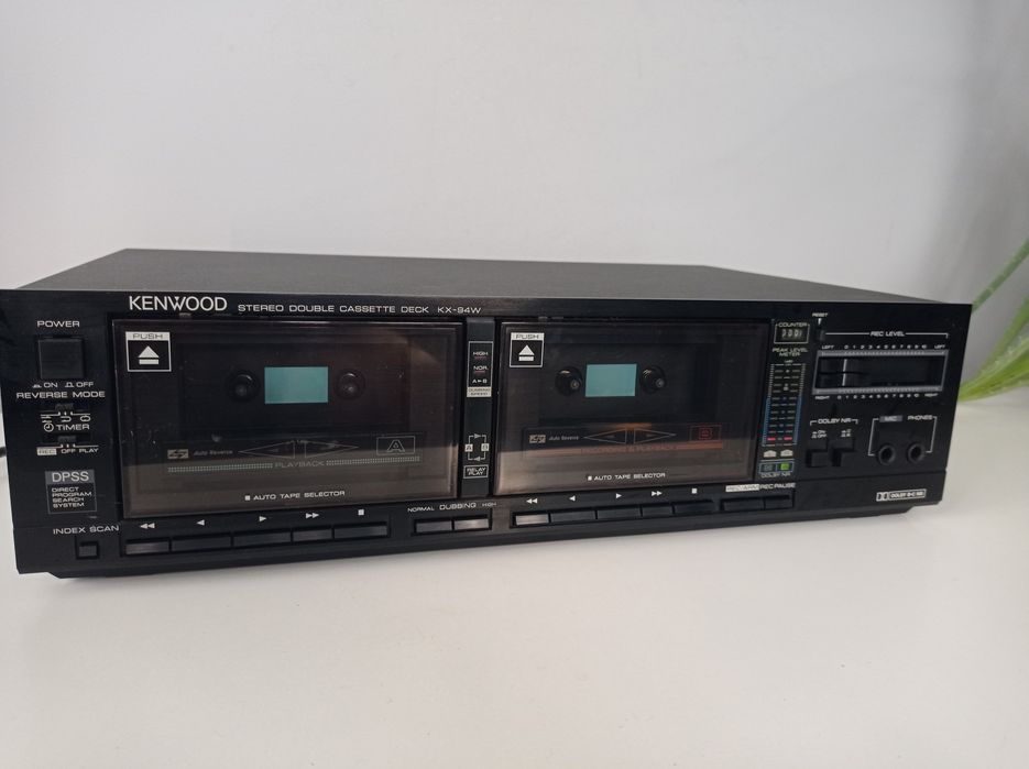 Deck Kenwood KX-94 W dwukieszeniowy.