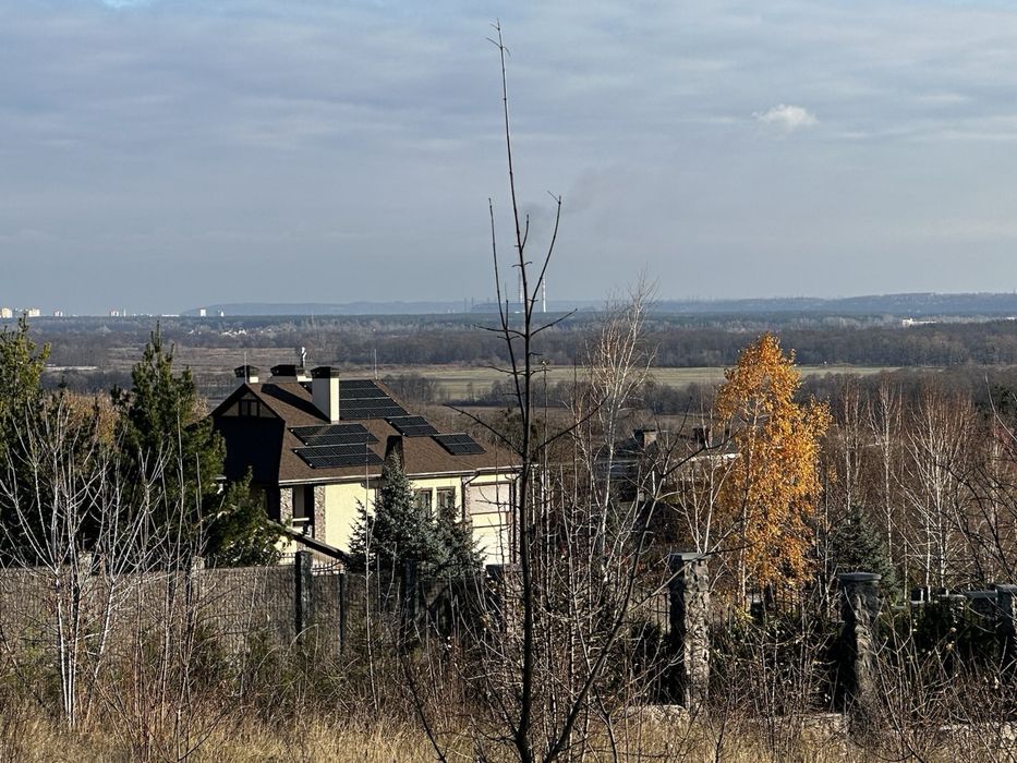 Безрадичі. Ексклюзивна Видова ділянка-88 соток. Є ТП на 63 кВт. Без %