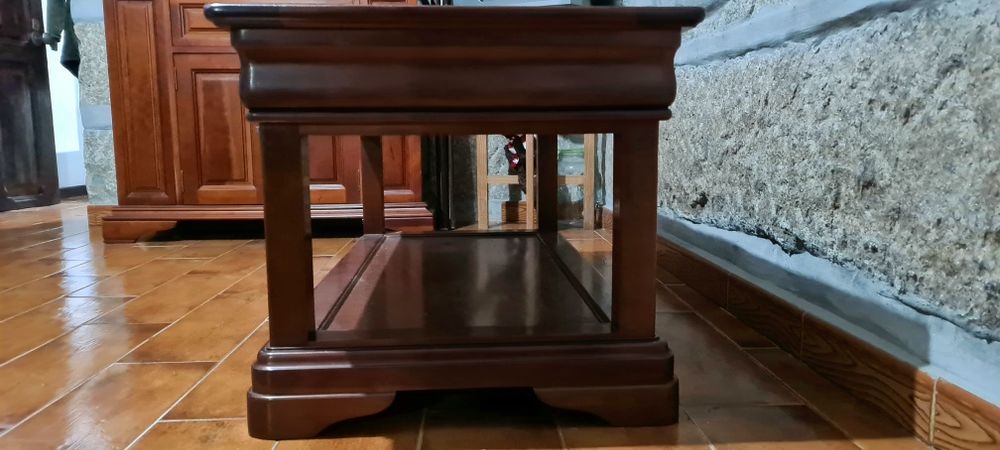 Mesa madeira de cerejeira