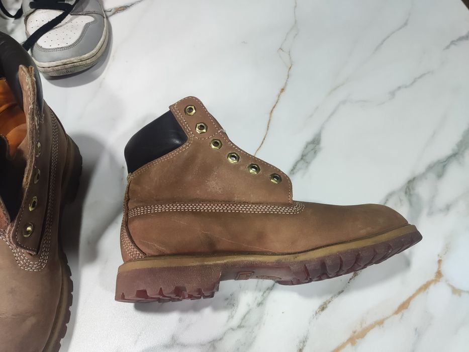 Продам осінні ботинки