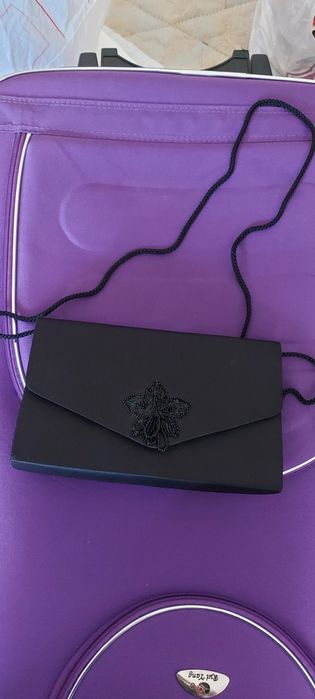 Malas pretas e castanha