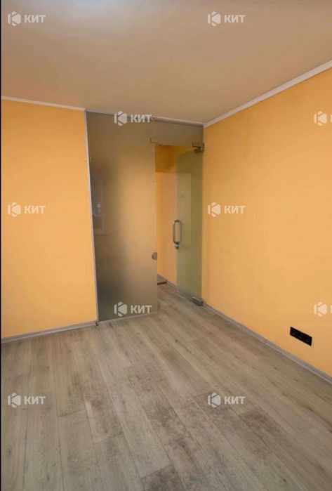 Аренда помещения возле метро Студенческая, 40 м2, SF-119133