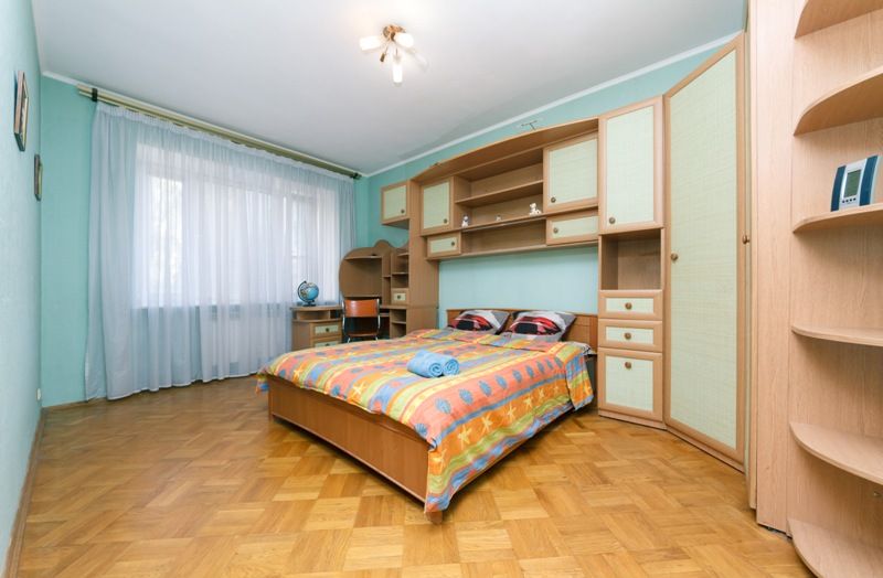 3к.посуточно, почасово,метро Левобережная 5 минут ходьбы