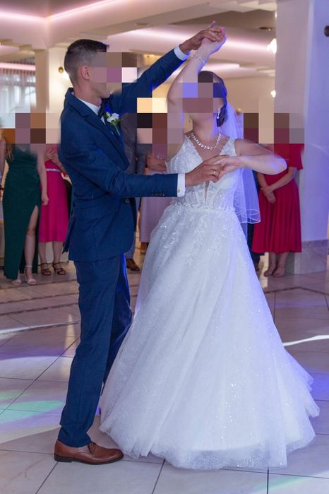 Suknia ślubna w literę A