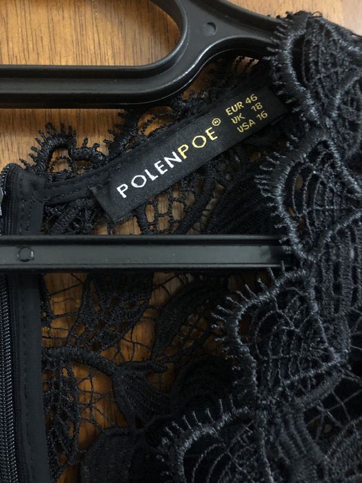 Черное кружевное платье