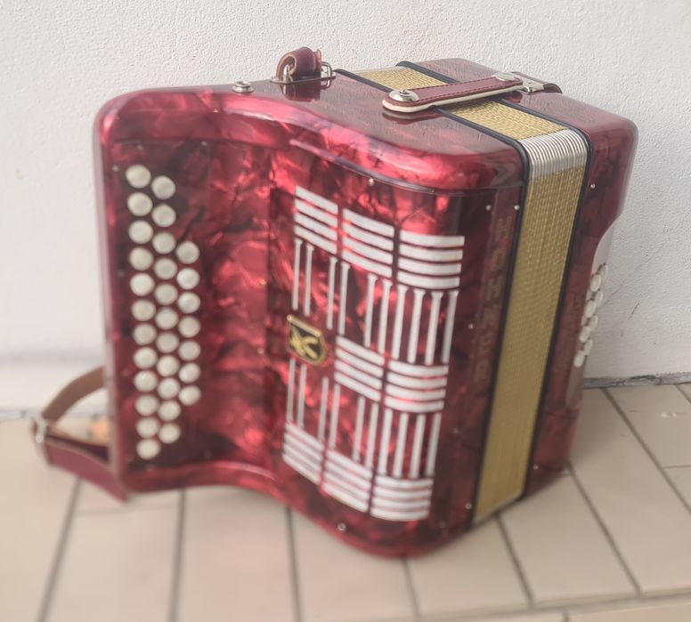 Hohner concertina, 2 voices64354275989249123