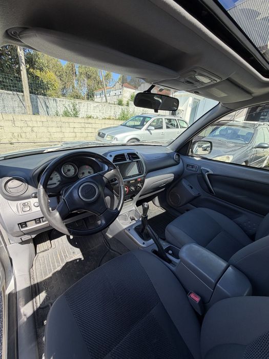 Toyota RAV4 2.0D-4D 116CV