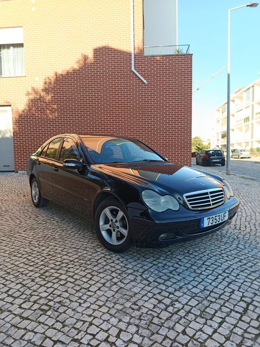 Mercedes -Benz C200 CDI Caixa de 6velocidades em muito bom estado !!!
