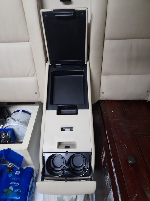 Banco trazeiro completo bmw E60 beje novo