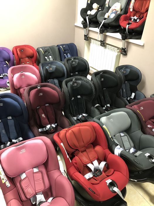 Магазин автокрісел б/в Britax Romer Cybex Recaro Maxi Cosi Chicco