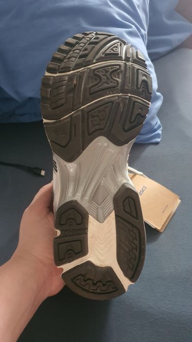 Нові asics gel kayano 14 42 розмір оригінал!!