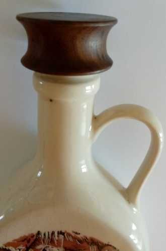 Garrafa lembrança das Grutas de Santo António