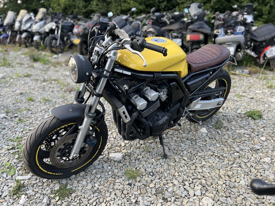 Yamaha Fzs Fazer 600 Cafe Racer Custom
