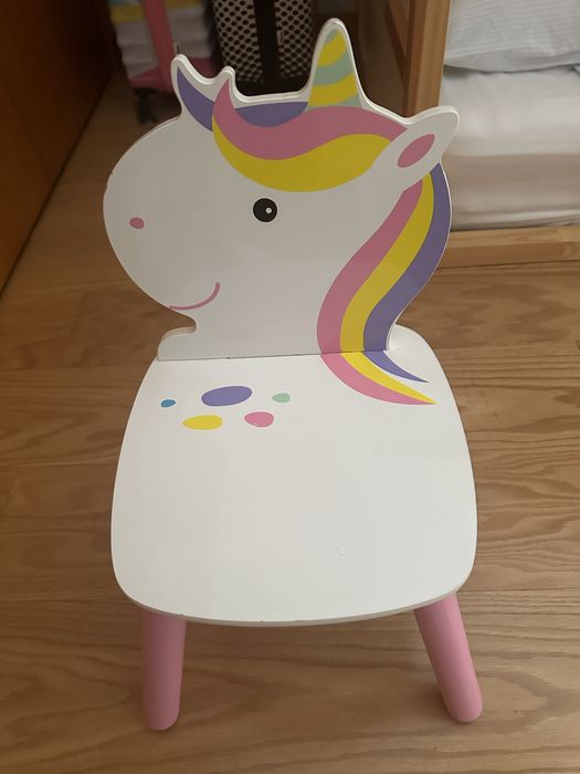 Mesa e cadeiras crianca