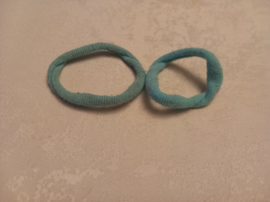 Gumki do włosów niebieskie