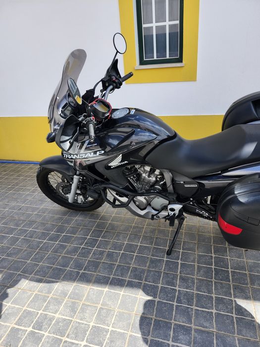 Honda Transalp XL 700  2011