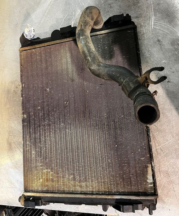 RADIADOR DA AGUA RENAULT KANGOO / CLIO II 7700428082E