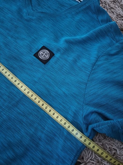 Футболка брендова стильна