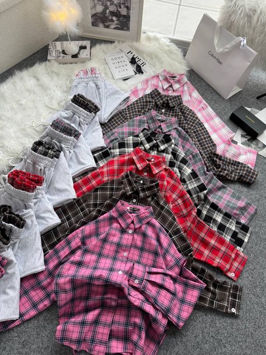 Костюм жіночий весна