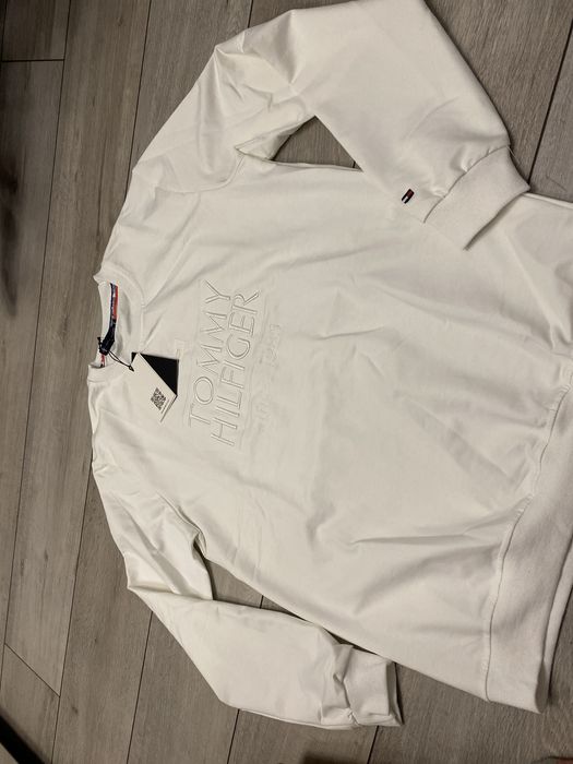 Tommy hilfiger bluza meska nowa L/xL  z metka