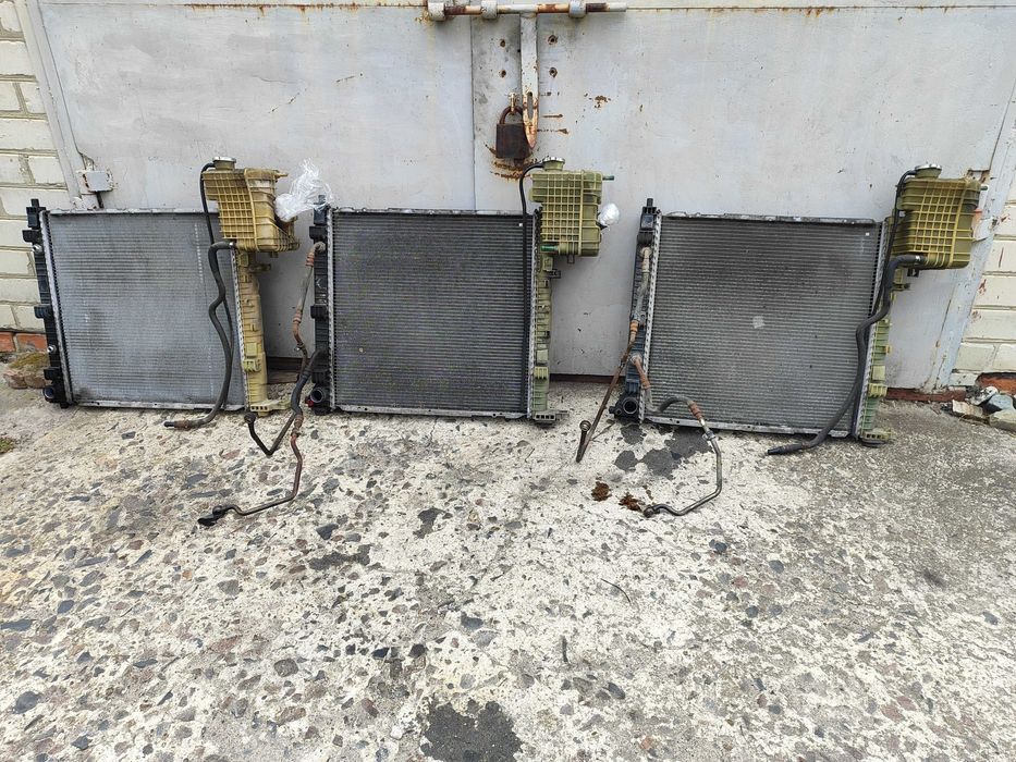 Радіатор основний ВІТО 638 2.2 2015 року