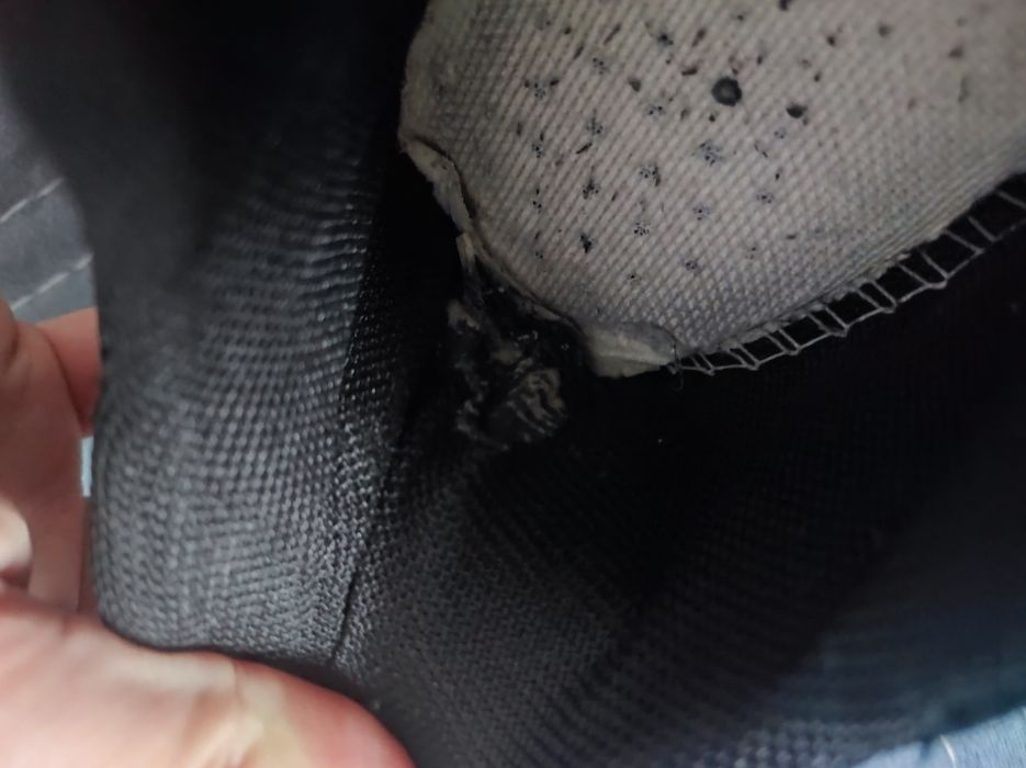 Кросівки 38 розмір