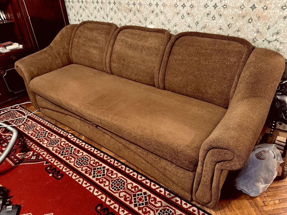 Продам диван + два кресла ( все розкладне)