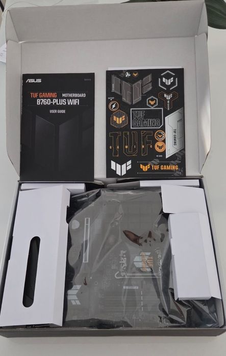 ASUS TUF Gaming B760-PLUS WIFI (DDR5 / LGA1700) – NOVA c/ Fatura