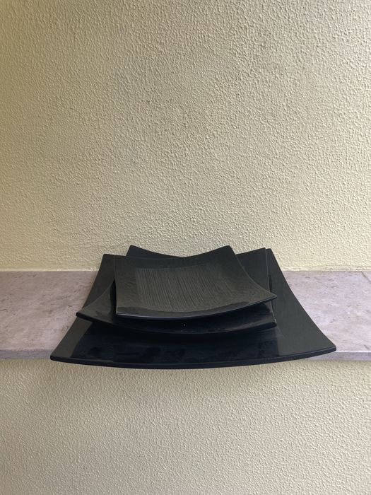 Conjunto de pratos decorativos