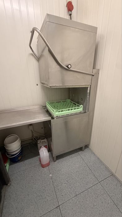 Zmywarka / wyparzarka kapturowa Meiko