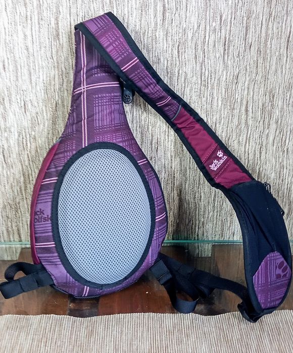 Plecak na jedno ramię Jack Wolfskin Underground damski burgund 4 litr.