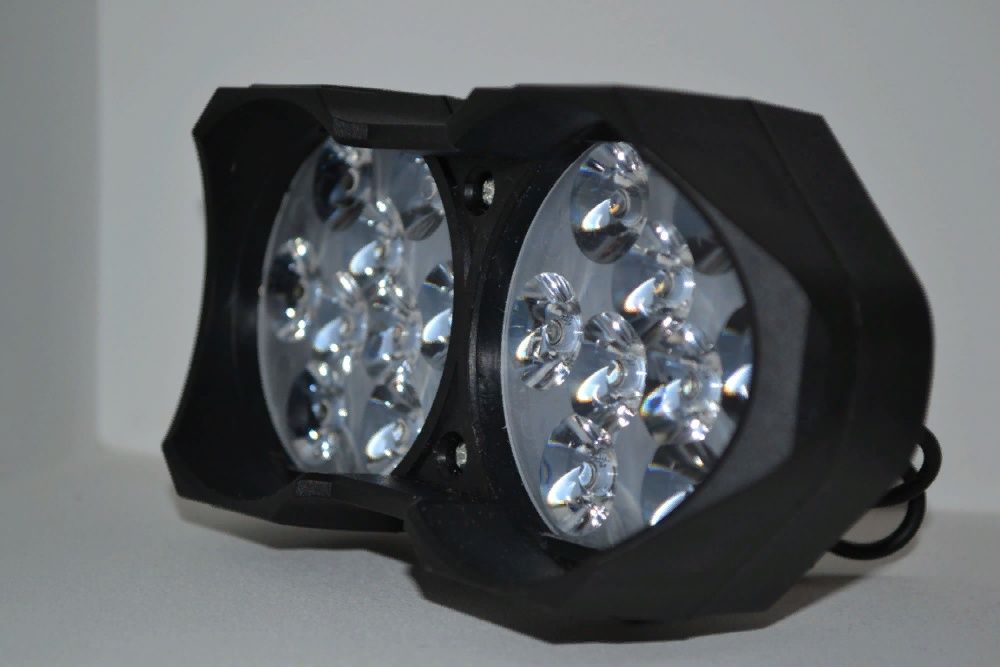 Дополнительная светодиодная фара 9-12V 30W 18 диодов