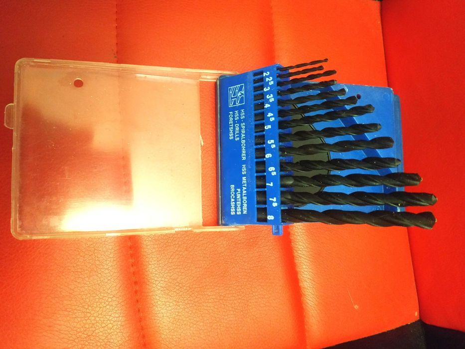 Набор сверл от 2 до 8 мм. Шаг через 0,5 мм. Всего 13 шт.