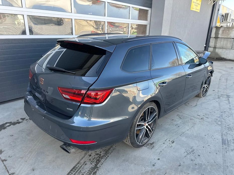 Seat Leon / 300KM / rok produkcji 2019