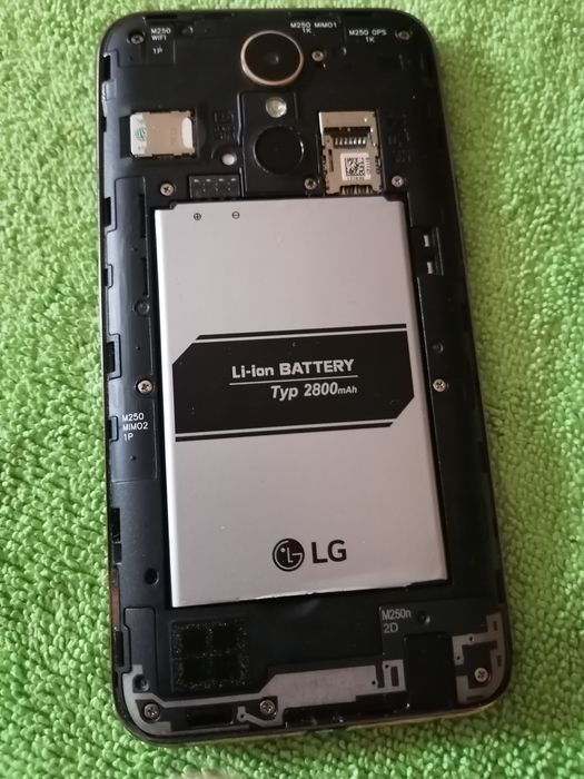 Smartfon LG K10 - (2017) - USZKODZONY - Działający - (czytaj opis)