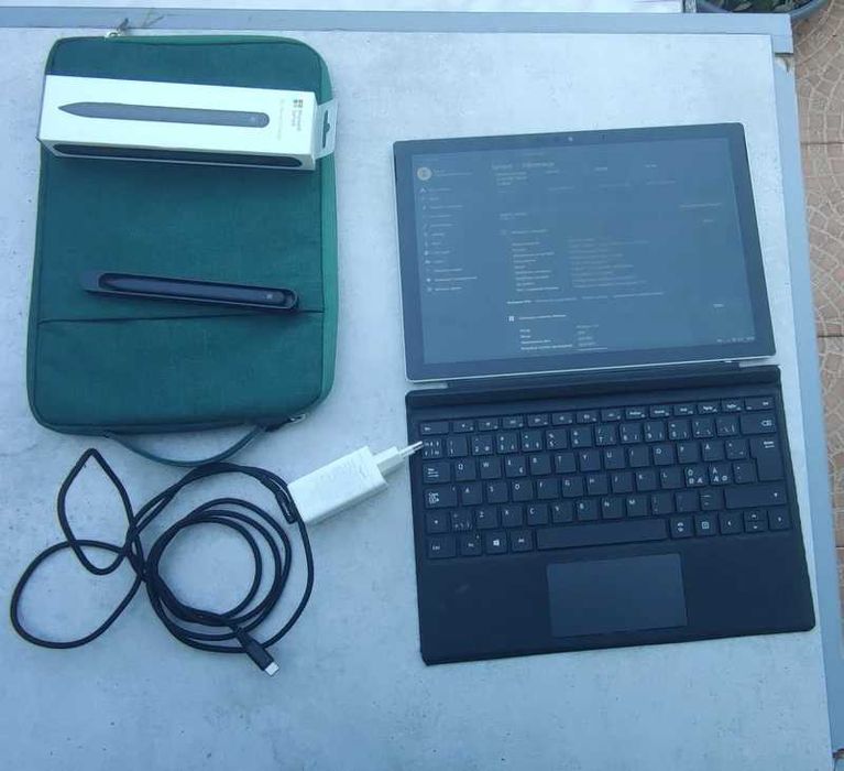Microsoft Surface Pro 7