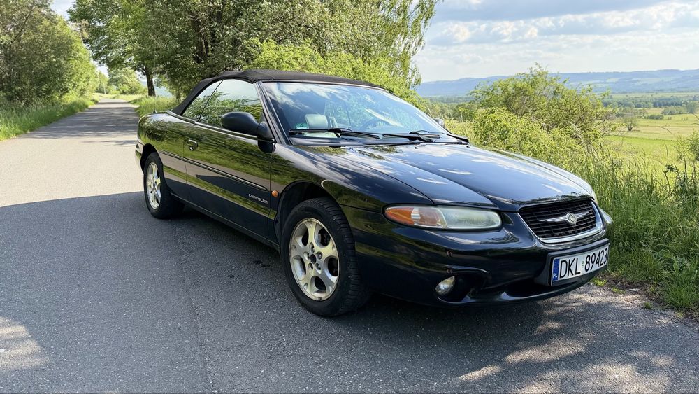 Chrysler Stratus 2000 photo 2