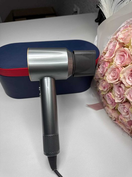 Фен Dyson Super Hair Dryer кейсом на 1 насадку