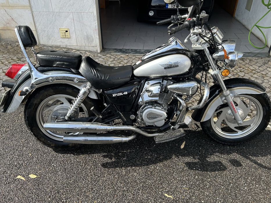 Pioneer 125cc (XF125L-4B) Chopper/Cruiser – Apenas 14.700 km