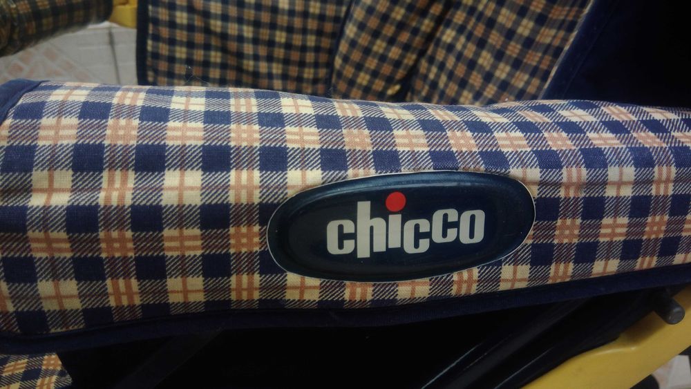 Carrinho de passeio bebé - CHICCO