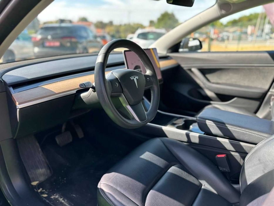Tesla Model 3 elétrico 2019 237 cv