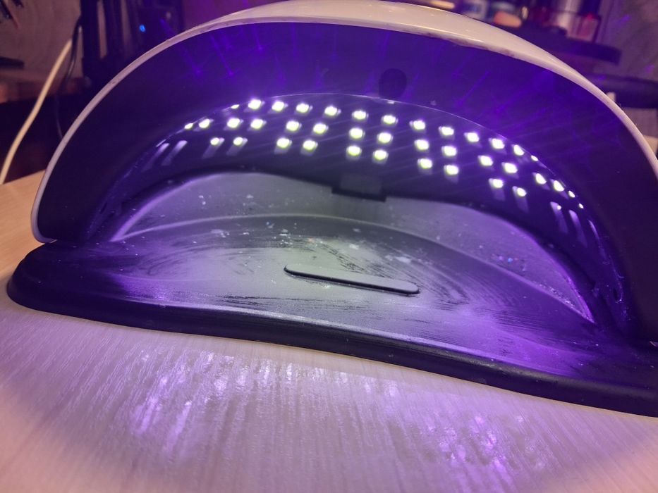 Продам  професійну лампу UV/LED Sun X19 Max для манікюру та педикюру, 320 Вт.