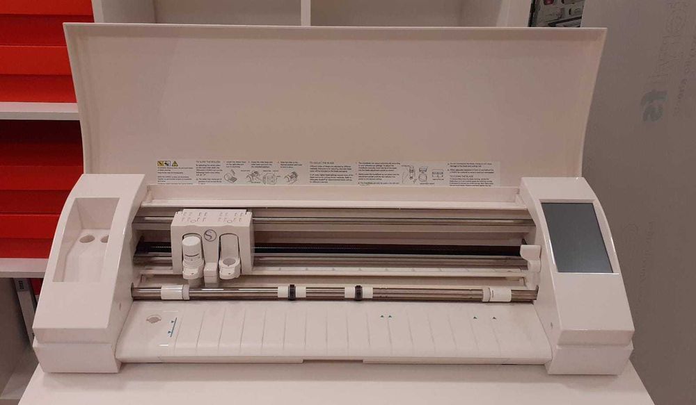 Silhouette Cameo 3 - Cutting Plotter64283698134401124