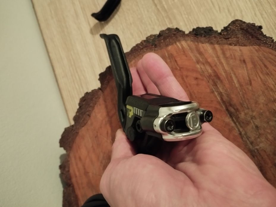 Magura Mt7 tył nowe klocki